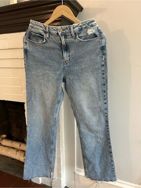 Zara Light Wash Straight Leg Jeans Size 6